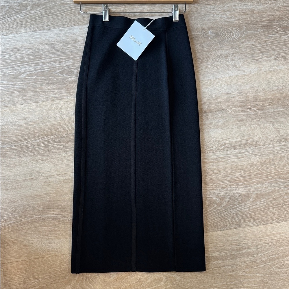 Diane Von Furstenberg Black Pencil Skirt